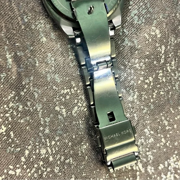 Michael Kors Bryson Mk8633 - Picture 4 of 9